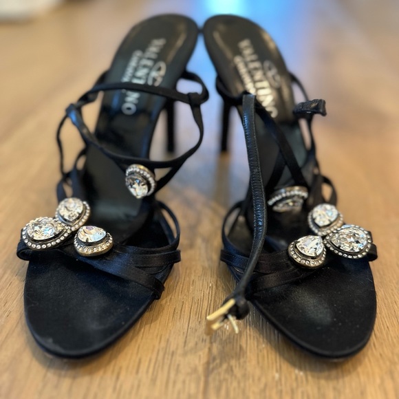 Valentino black evening pumps with crystals - Picture 3 of 6